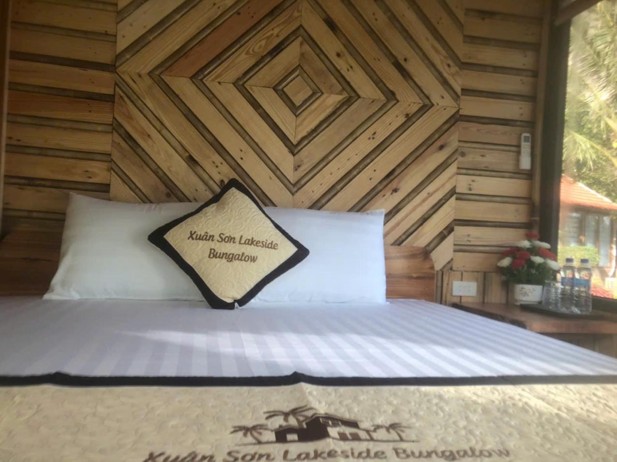 Xuan Son Lakeside Bungalow Ninh Bình Ngoại thất bức ảnh